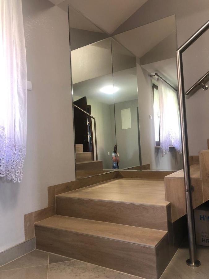 Apartamenty U Maksa Krzywcza Экстерьер фото