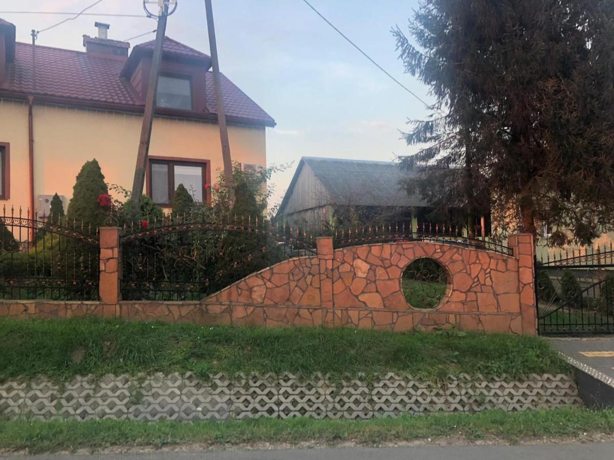 Apartamenty U Maksa Krzywcza Экстерьер фото