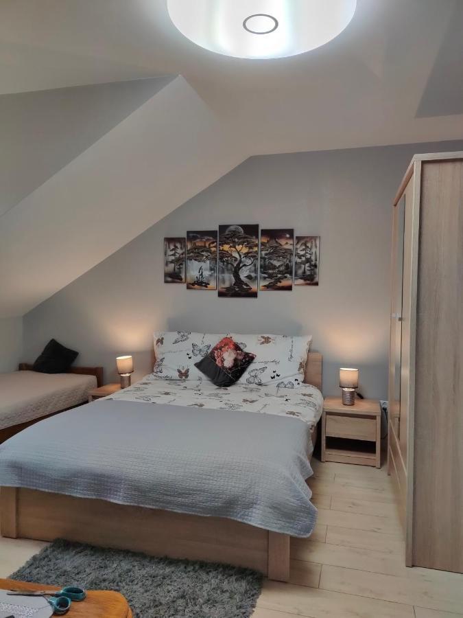 Apartamenty U Maksa Krzywcza Экстерьер фото