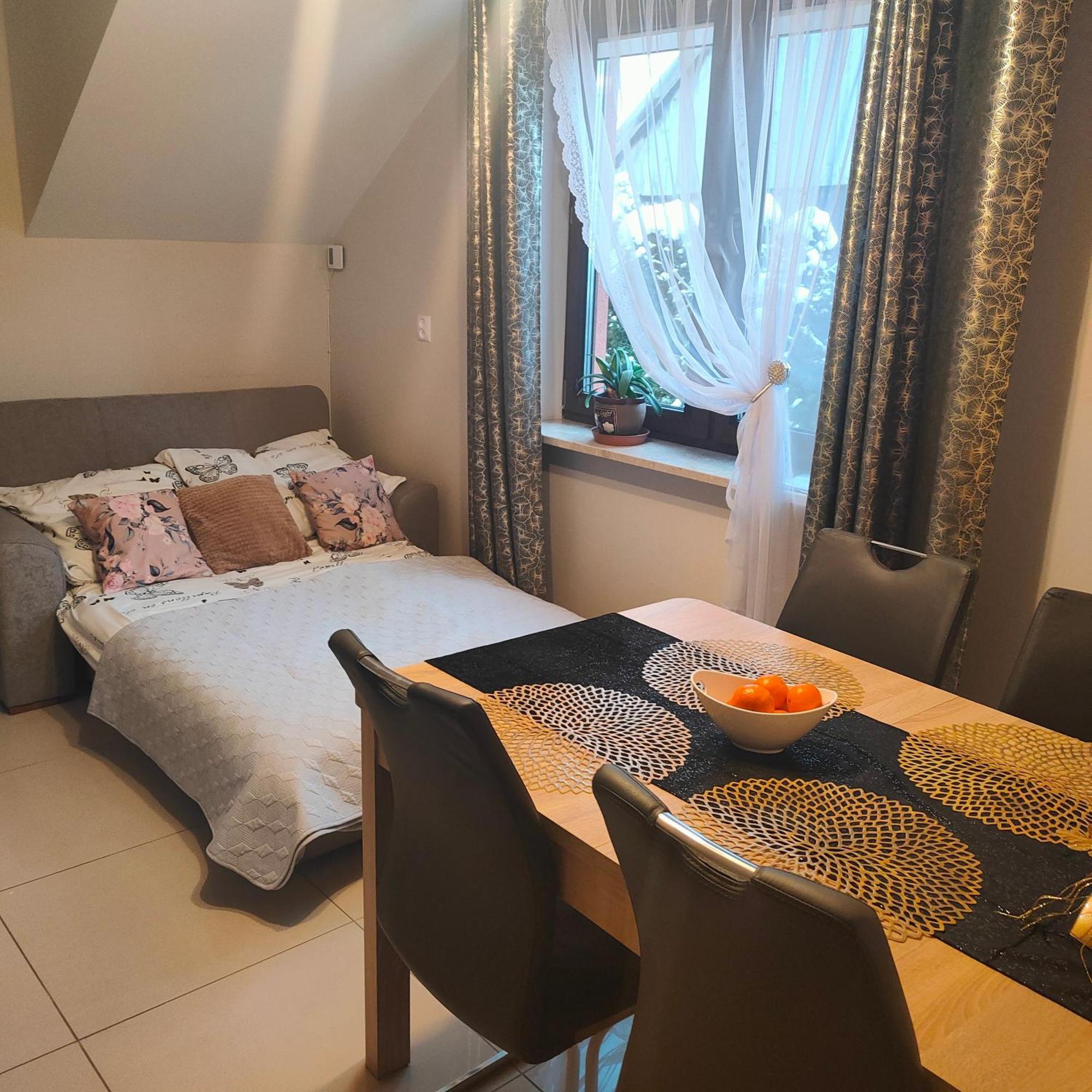 Apartamenty U Maksa Krzywcza Экстерьер фото
