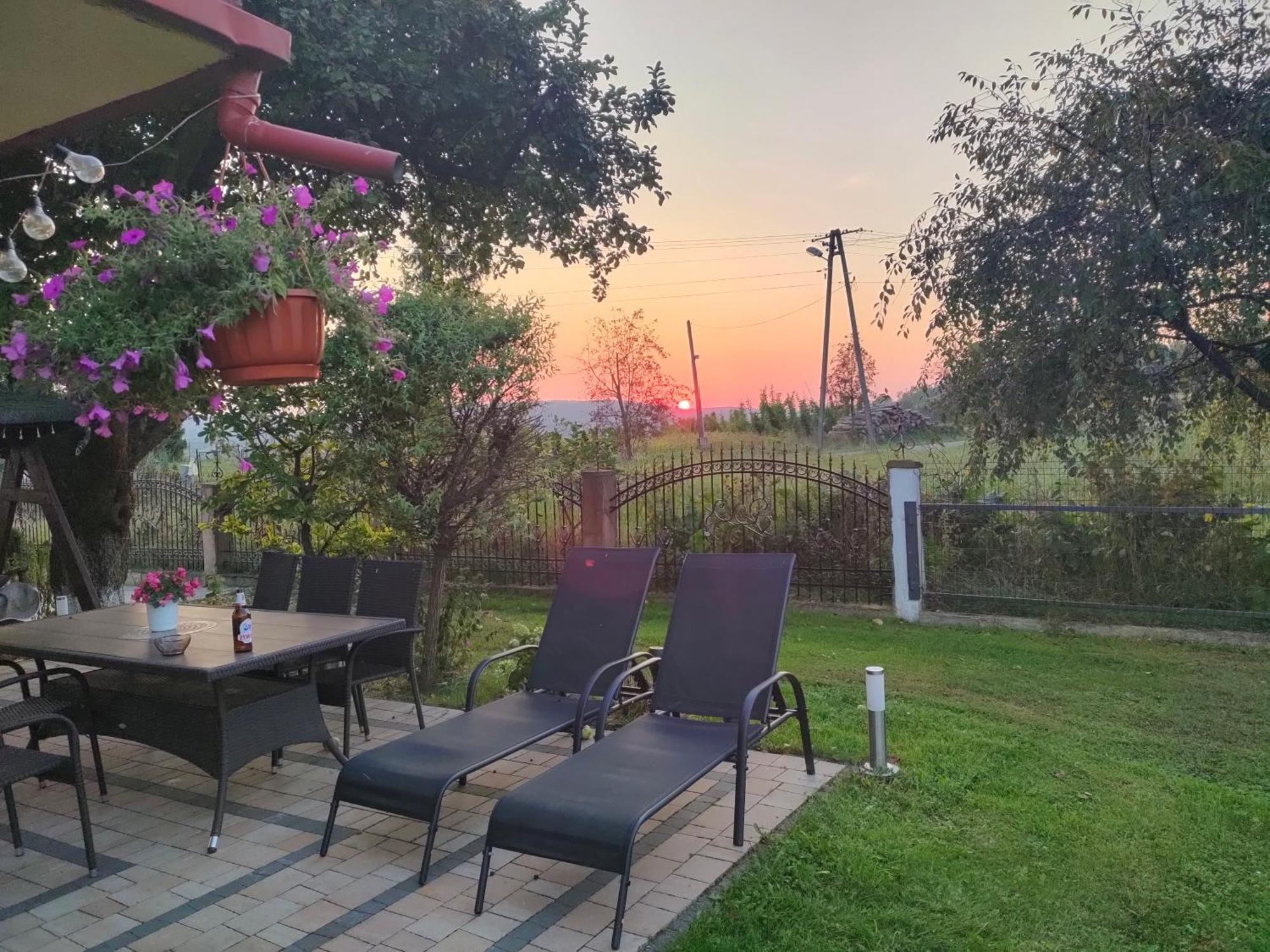 Apartamenty U Maksa Krzywcza Экстерьер фото